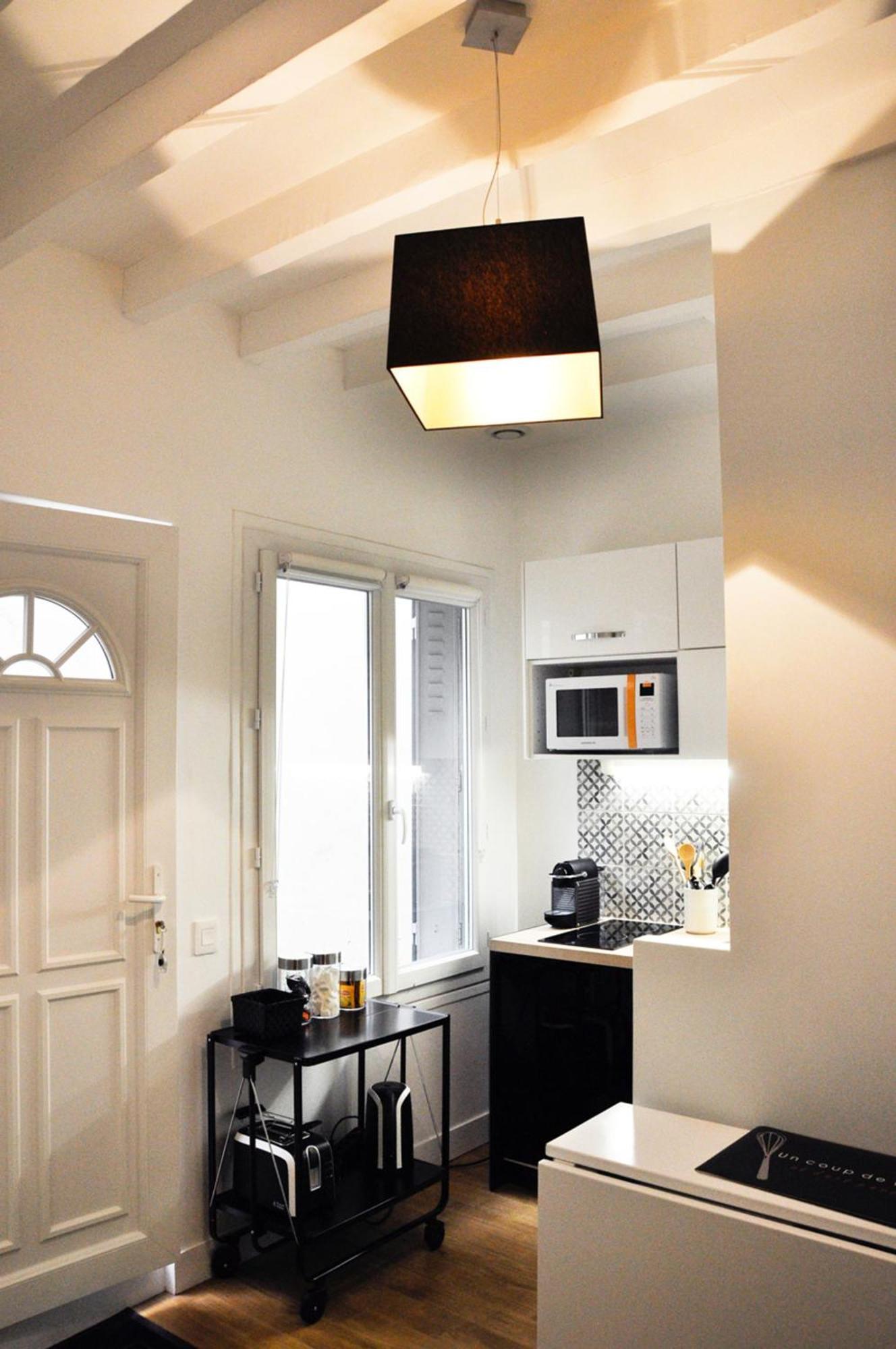 Charming Duplex In Montmartre Apartment Париж Екстериор снимка